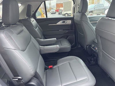 2026 Ford Explorer Active w/200A Pkg