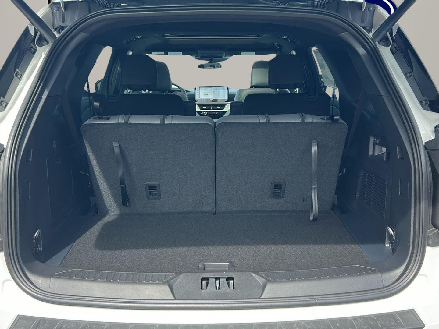 2027 Ford Explorer Active w/200A Pkg