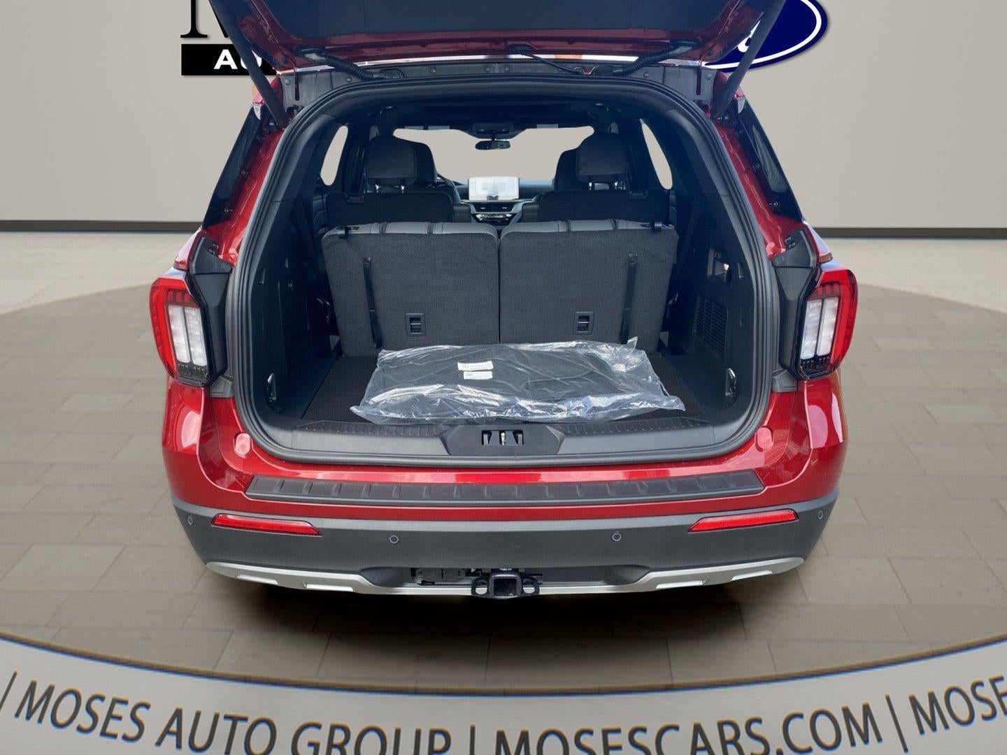 2027 Ford Explorer Active w/200A Pkg