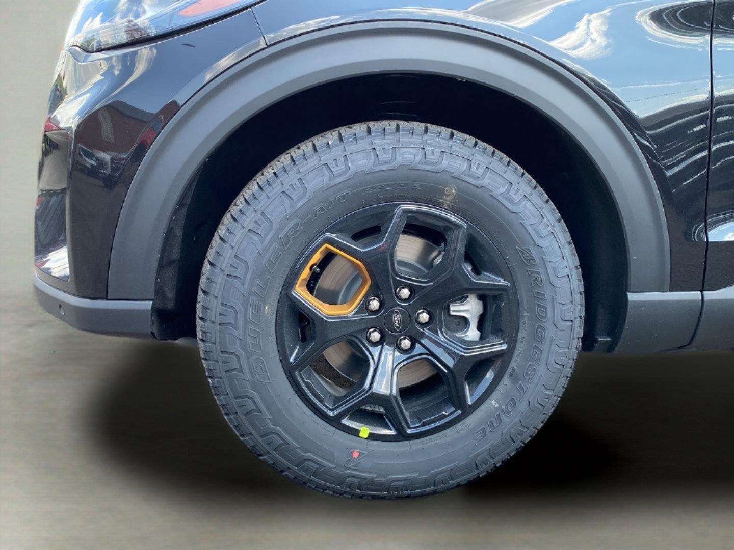 2027 Ford Explorer TREMOR 4WD