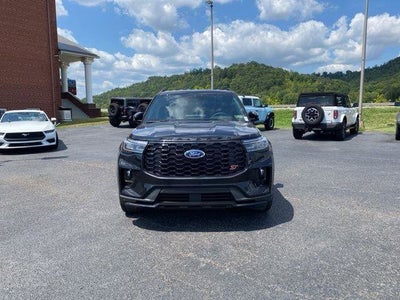 2025 Ford Explorer ST