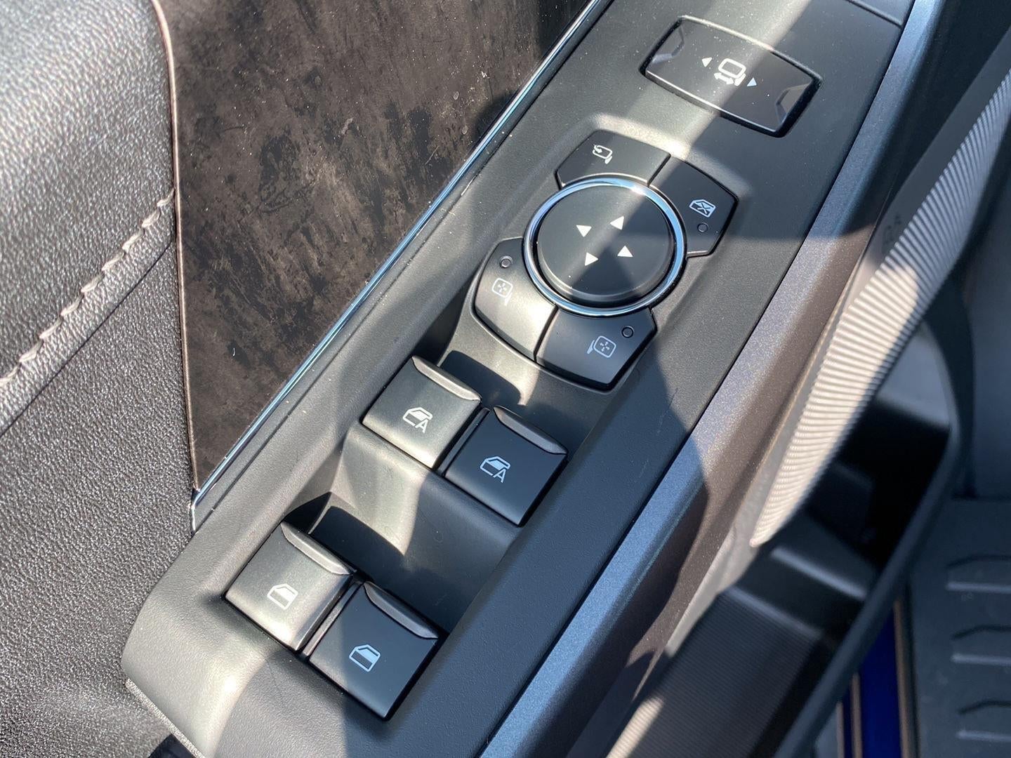 2027 Ford Super Duty F-250 Lariat