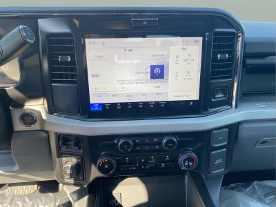 2027 Ford Super Duty F-250 XLT