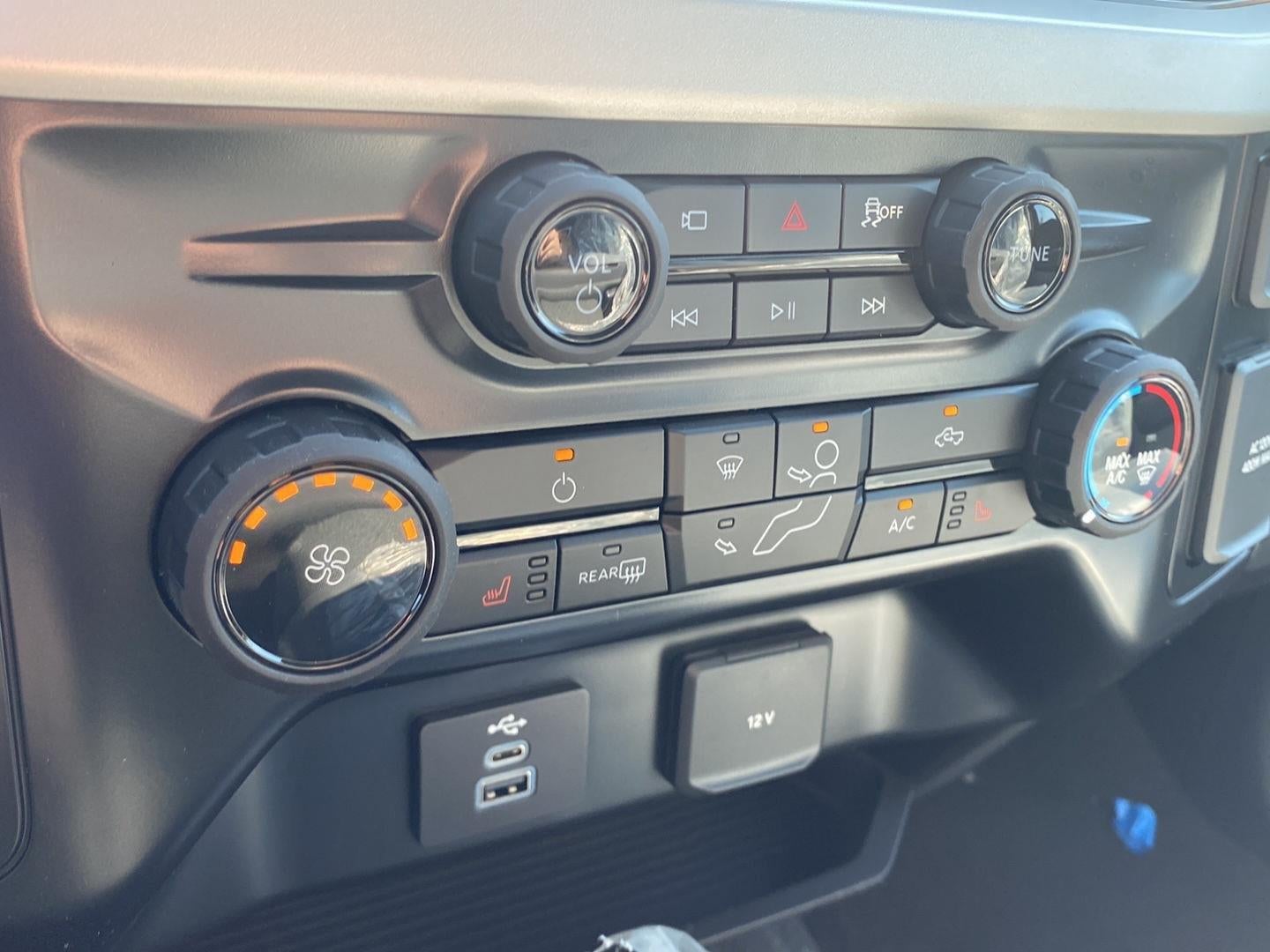 2027 Ford Super Duty F-250 XLT