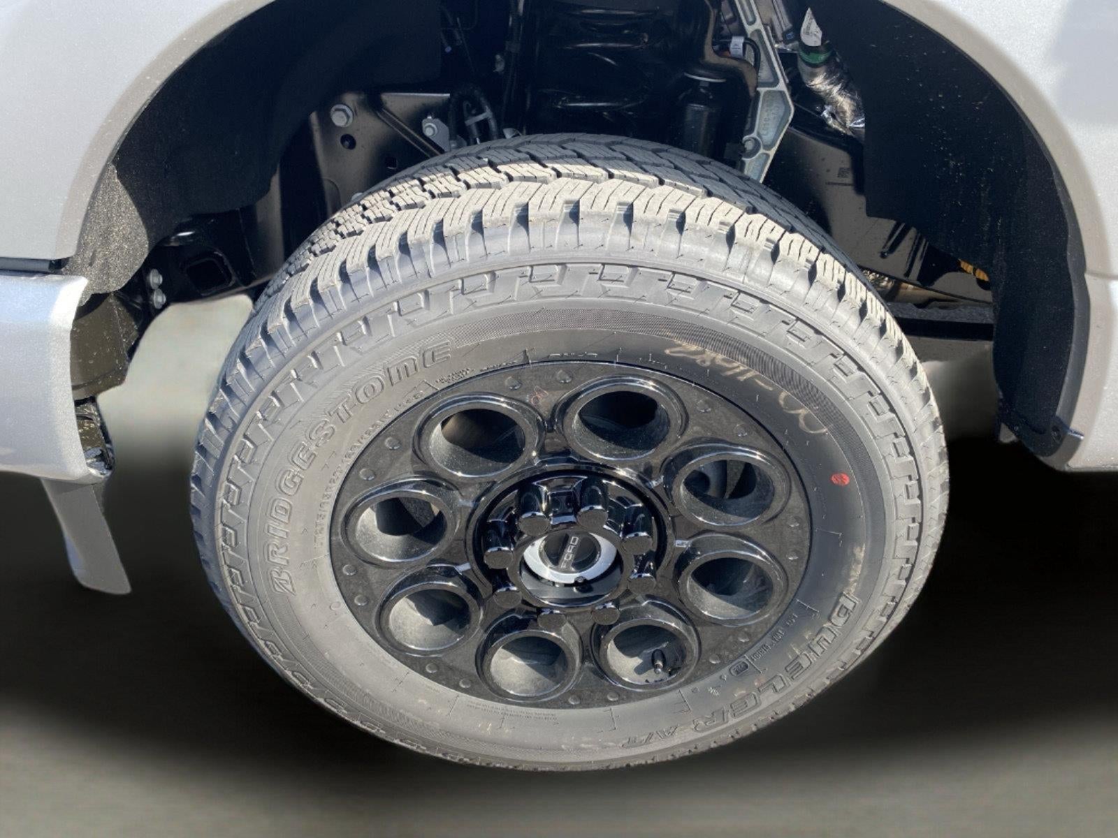2027 Ford Super Duty F-250 Lariat