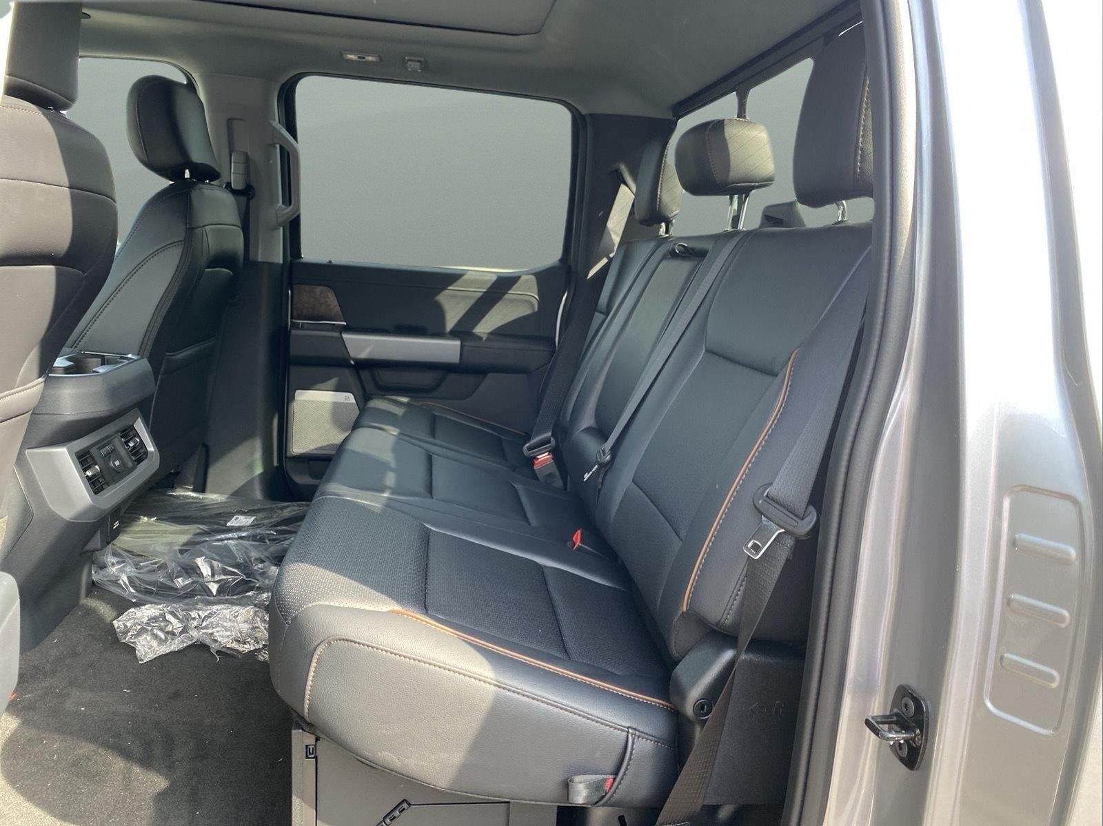 2027 Ford Super Duty F-250 Lariat
