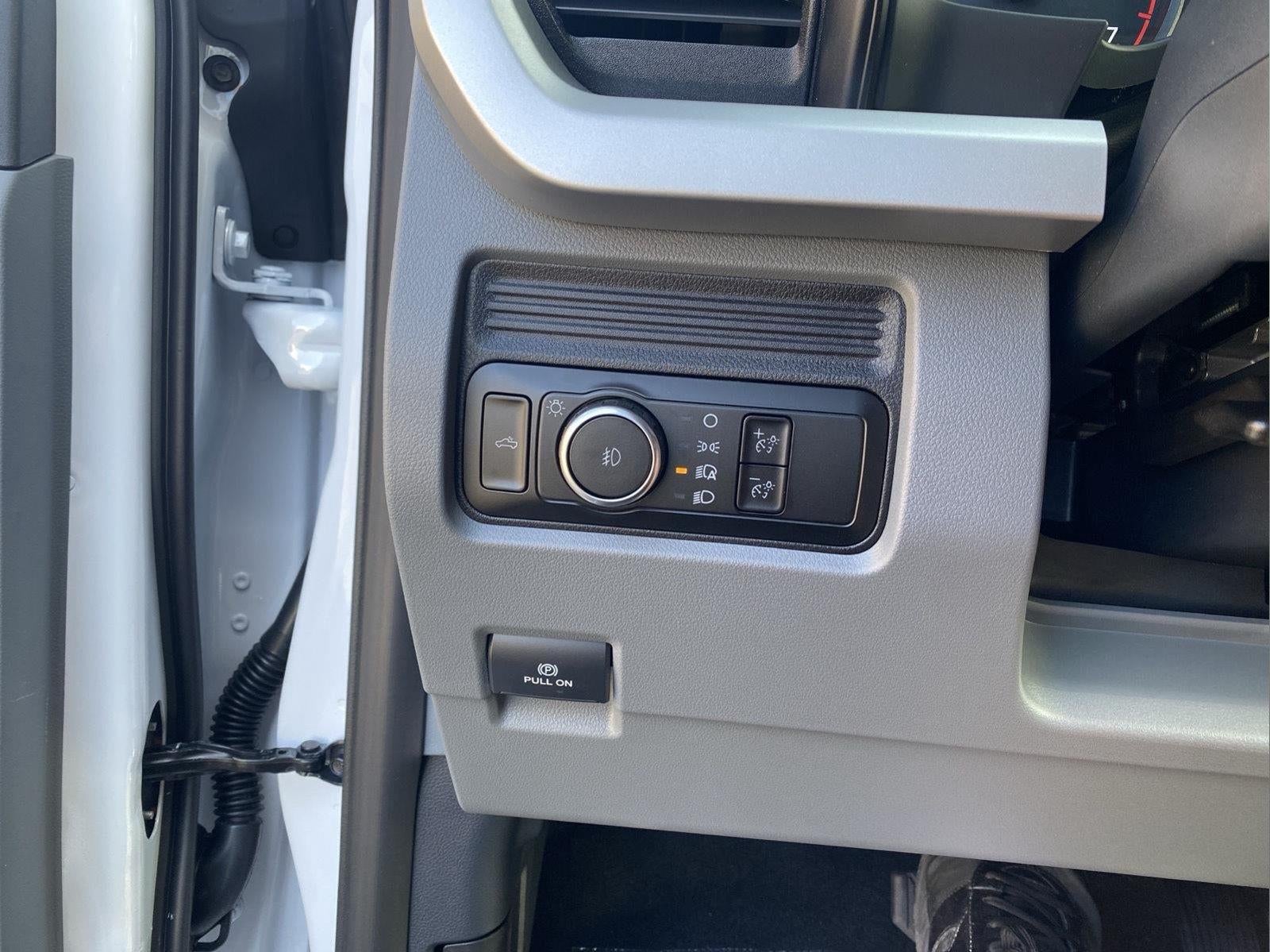 2027 Ford Super Duty F-250 SRW XL