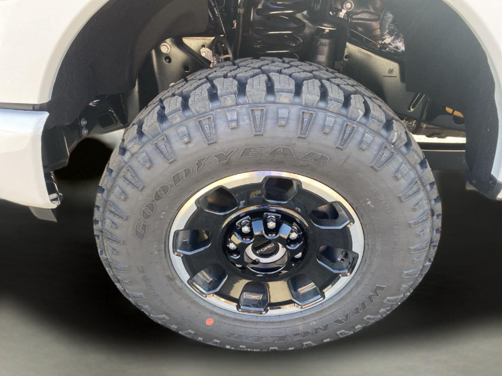 2027 Ford Super Duty F-250 SRW XL
