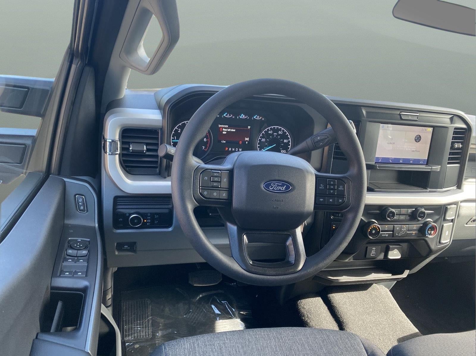 2027 Ford Super Duty F-250 SRW XL