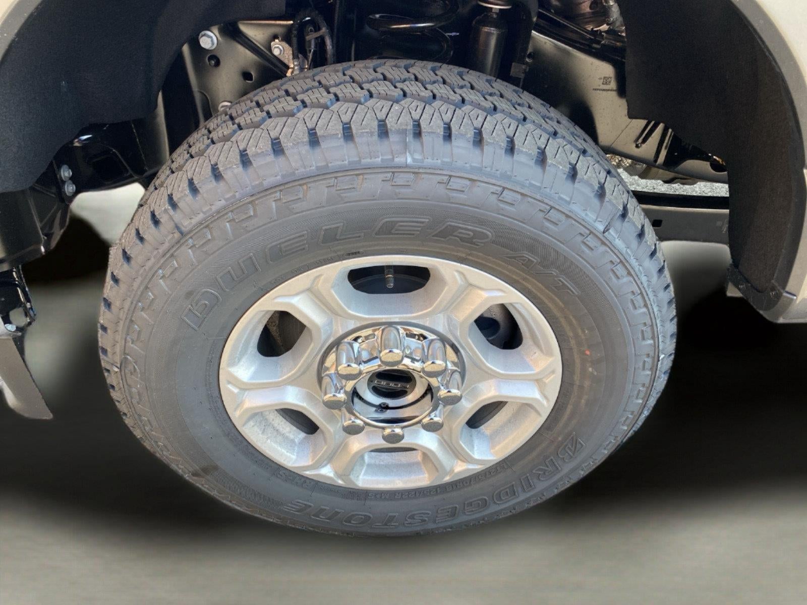 2027 Ford Super Duty F-250 XLT