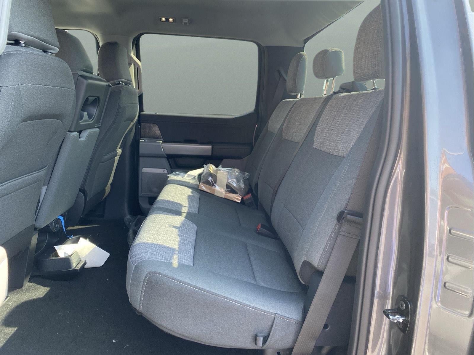 2027 Ford Super Duty F-250 XLT
