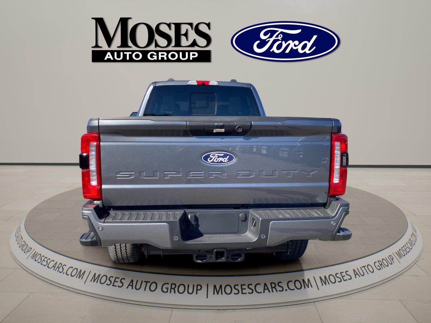2027 Ford Super Duty F-350 SRW XL