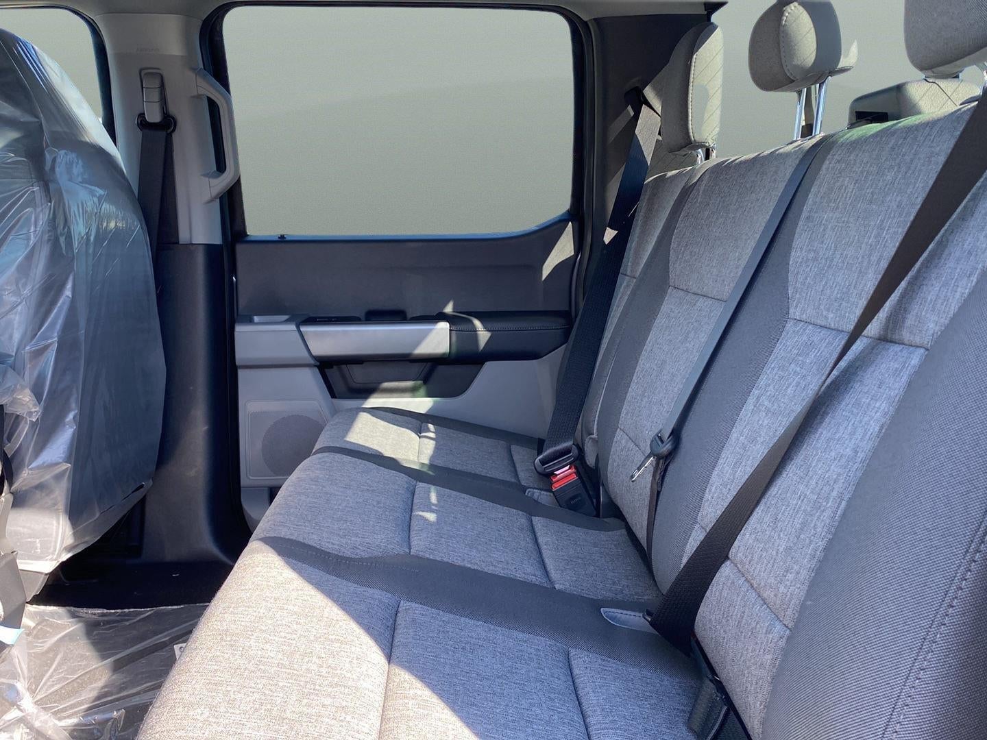 2027 Ford Super Duty F-350 SRW XL