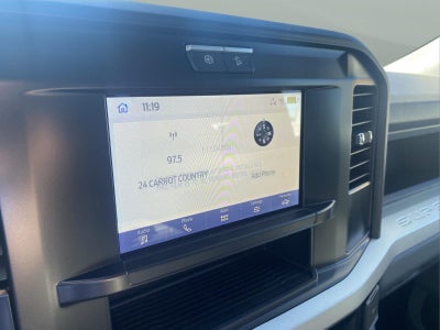 2027 Ford Super Duty F-350 SRW XL