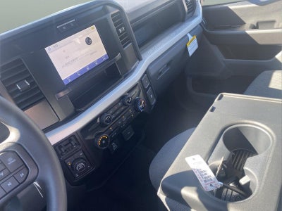 2027 Ford Super Duty F-350 SRW XL