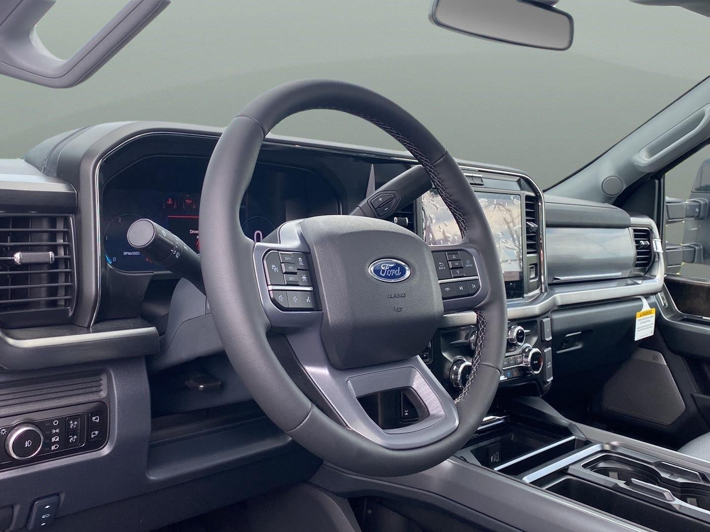 2026 Ford Super Duty F-350 SRW LARIAT