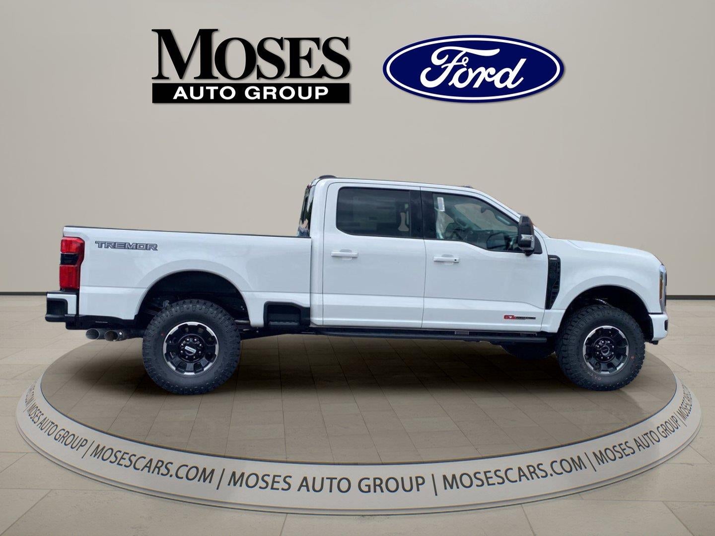 2026 Ford Super Duty F-350 SRW LARIAT