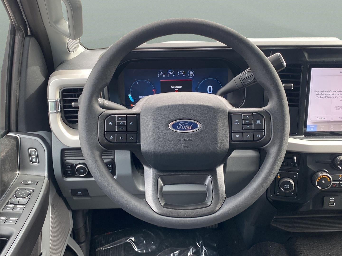 2026 Ford Super Duty F-350 XLT