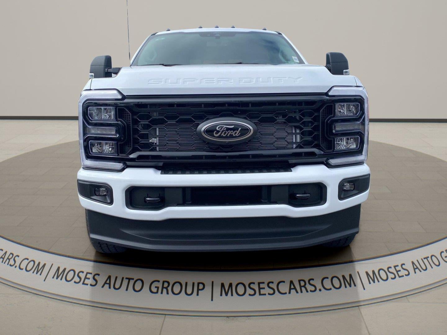 2026 Ford Super Duty F-350 XLT