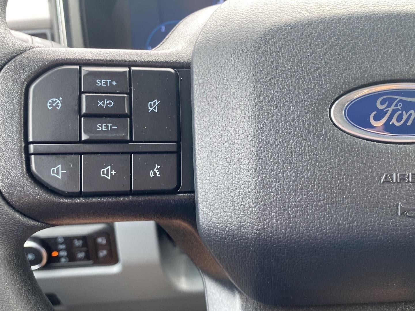 2026 Ford Super Duty F-350 XLT