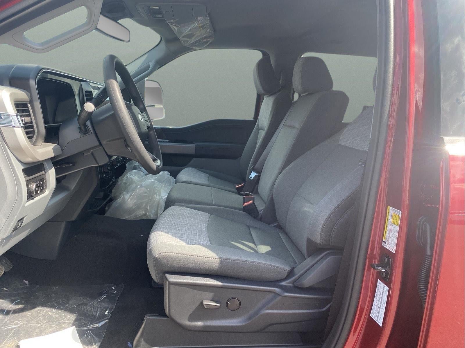 2026 Ford Super Duty F-350 XLT