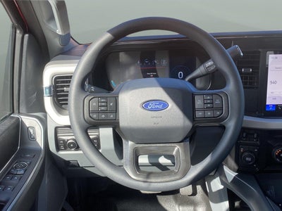 2027 Ford Super Duty F-350 XLT
