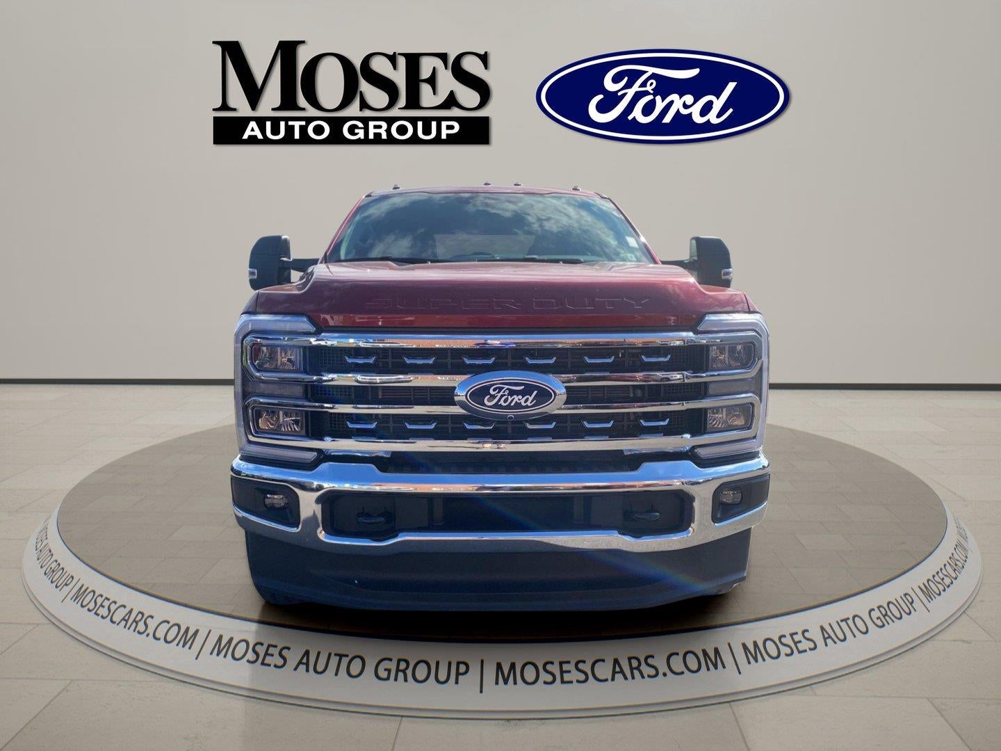 2027 Ford Super Duty F-350 XLT