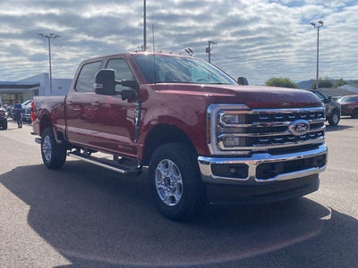 2027 Ford Super Duty F-350 XLT