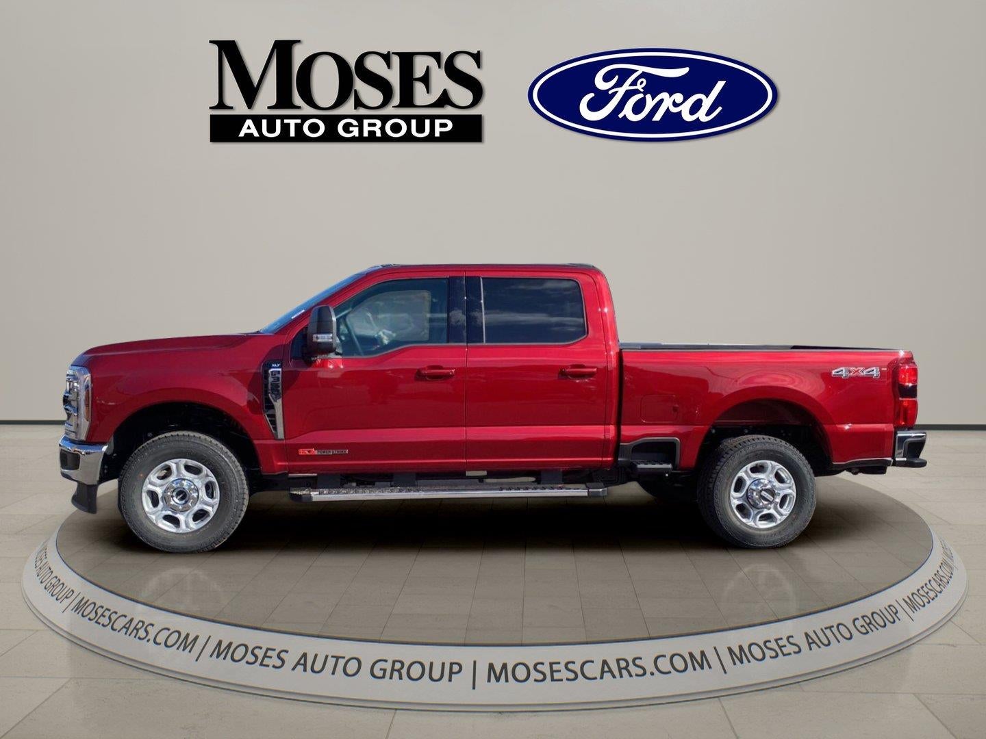 2027 Ford Super Duty F-350 XLT