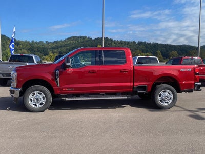 2027 Ford Super Duty F-350 XLT