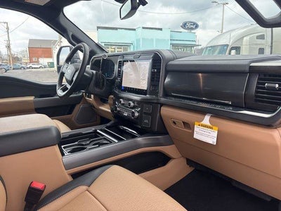 2026 Ford Super Duty F-350 SRW LARIAT