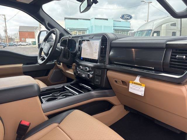 2026 Ford Super Duty F-350 SRW LARIAT