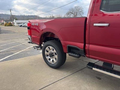 2026 Ford Super Duty F-350 SRW LARIAT