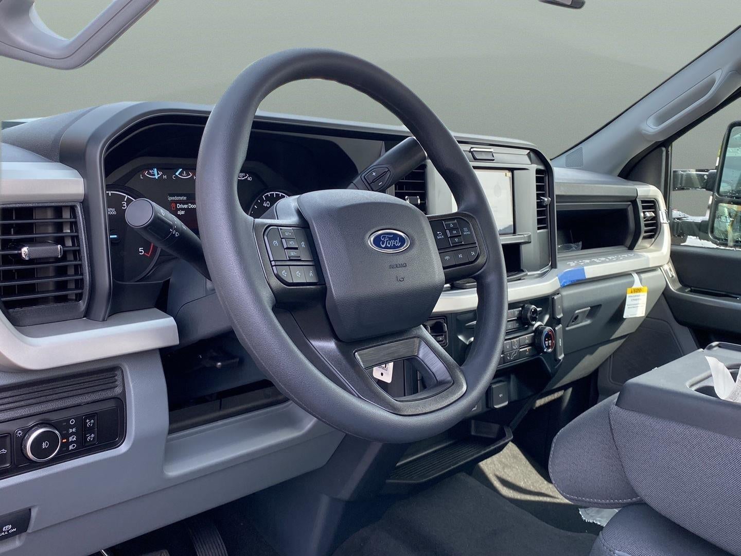 2026 Ford Super Duty F-350 SRW XL
