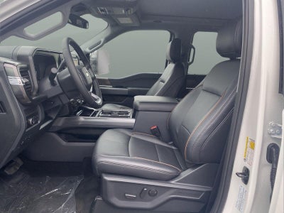 2027 Ford Super Duty F-350 DRW Lariat