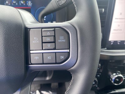 2027 Ford Super Duty F-350 DRW Lariat