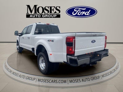 2027 Ford Super Duty F-350 DRW Lariat