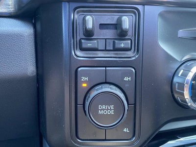 2026 Ford Super Duty F-350 DRW LARIAT