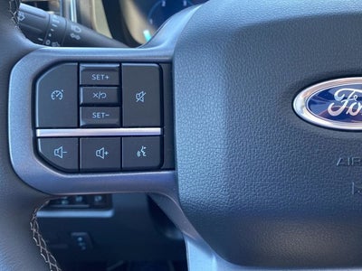 2026 Ford Super Duty F-350 DRW LARIAT