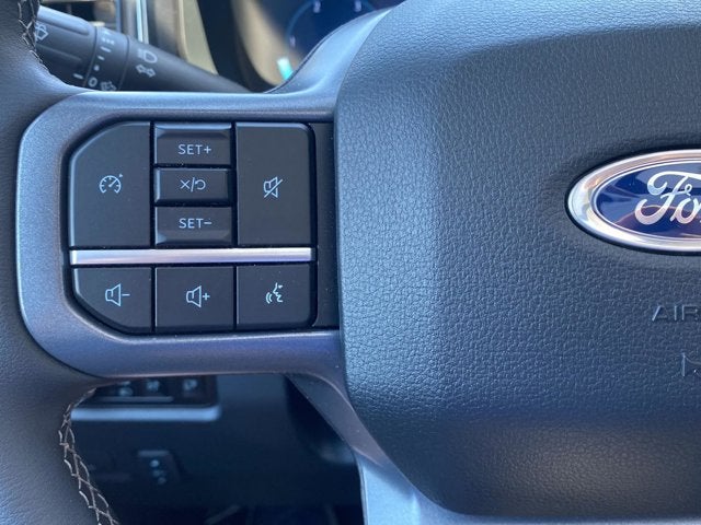 2026 Ford Super Duty F-350 DRW LARIAT