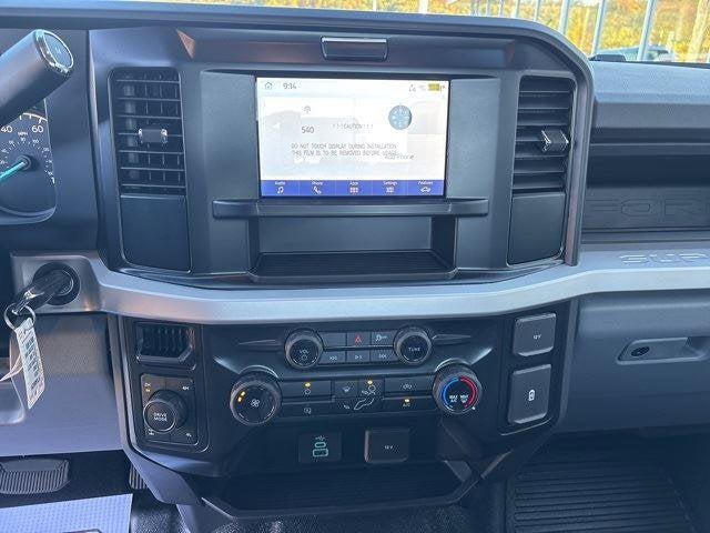 2026 Ford Super Duty F-350 SRW XL