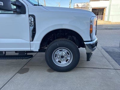2026 Ford Super Duty F-350 SRW XL