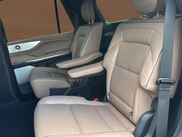 2027 Lincoln Navigator Black Label