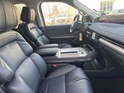 2026 Lincoln Navigator L Reserve