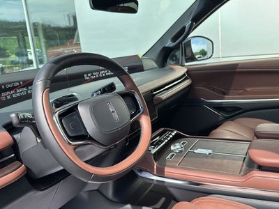 2026 Lincoln Navigator L Reserve