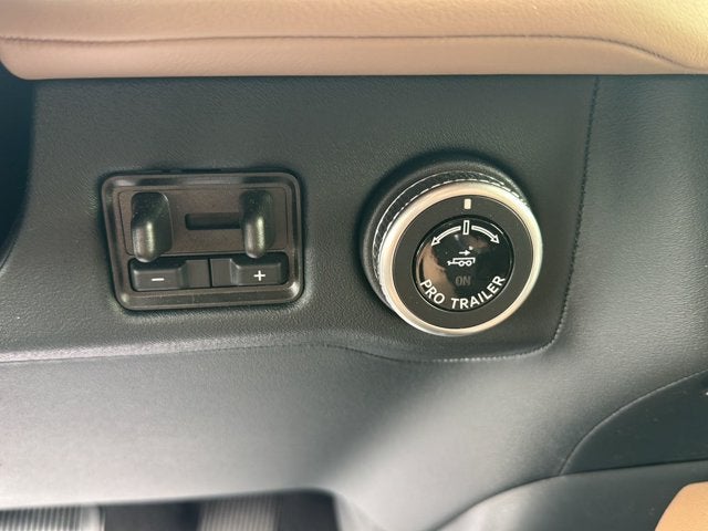 2026 Lincoln Navigator L Black Label