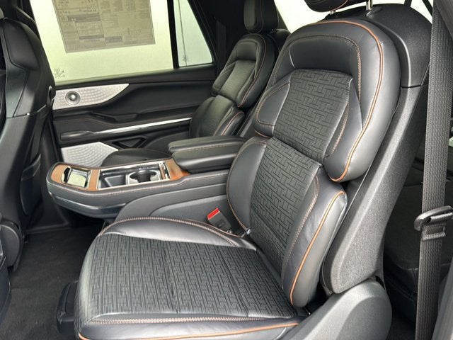 2026 Lincoln Navigator L Black Label