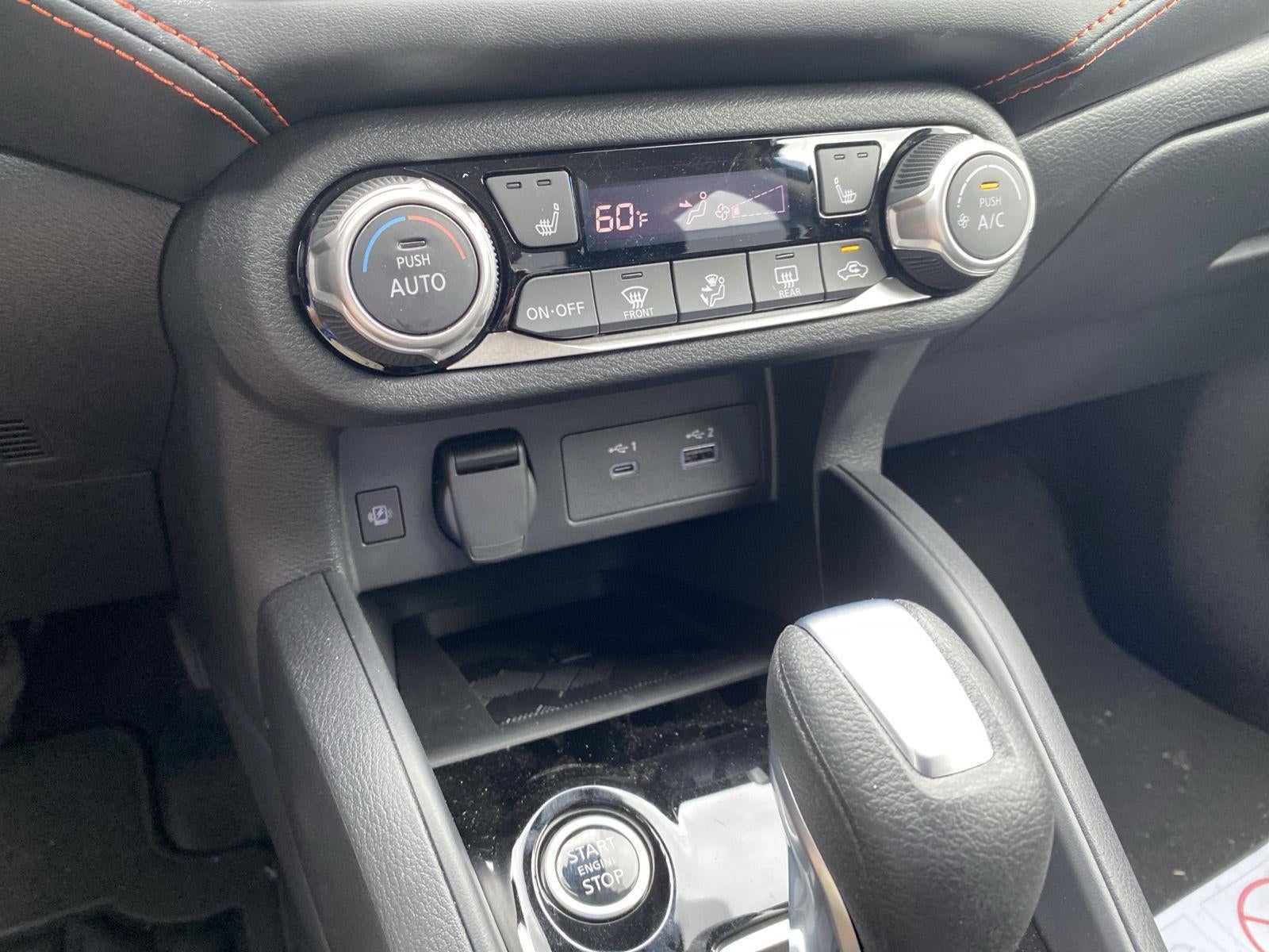 2025 Nissan Versa SR