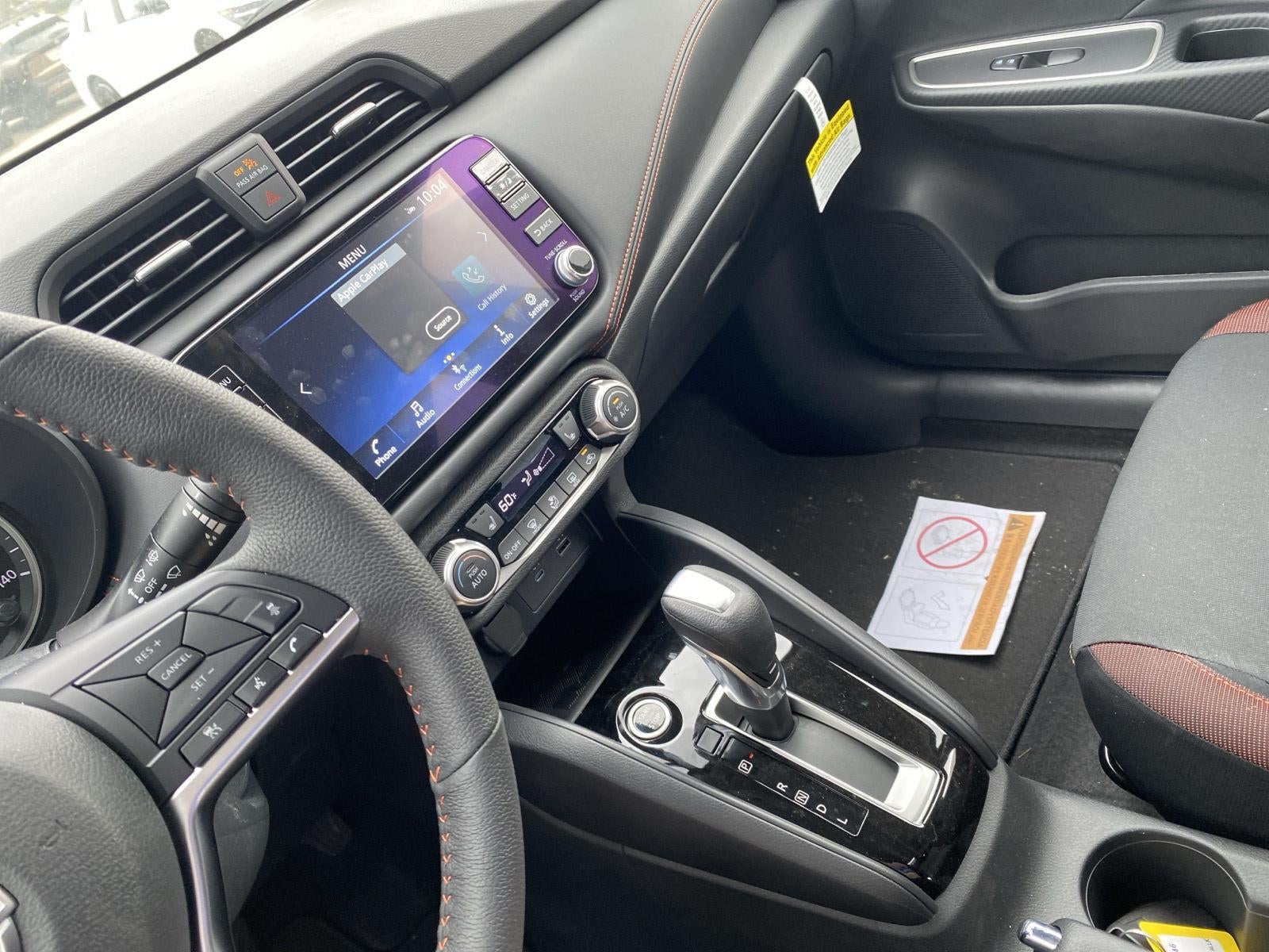 2025 Nissan Versa SR