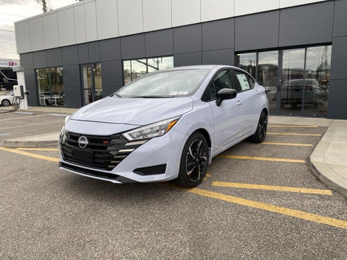 2025 Nissan Versa SR